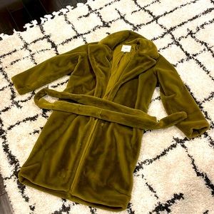 Awesome olive green long coat